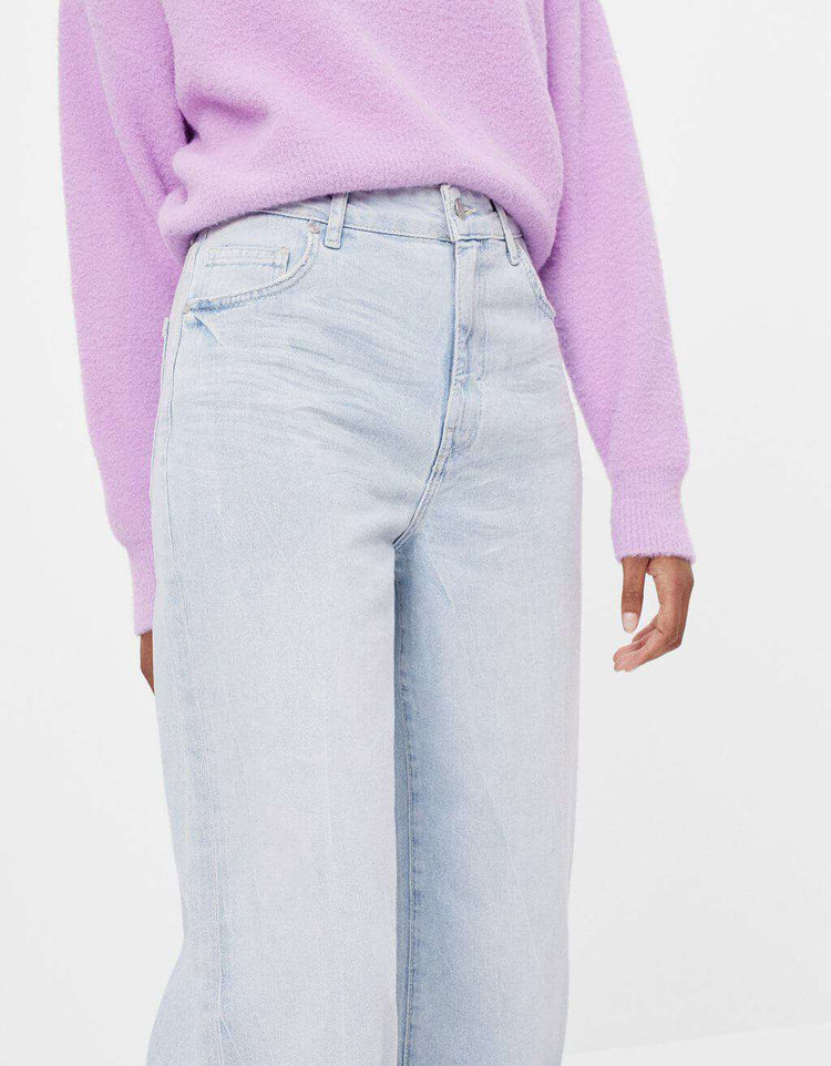 Wide-Leg Jeans